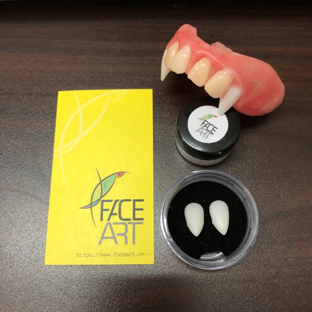 Cặp răng khểnh + keo dán răng hoá trang tạm thời HALLOWEEN - Răng gia hoá trang - Răng nhọn