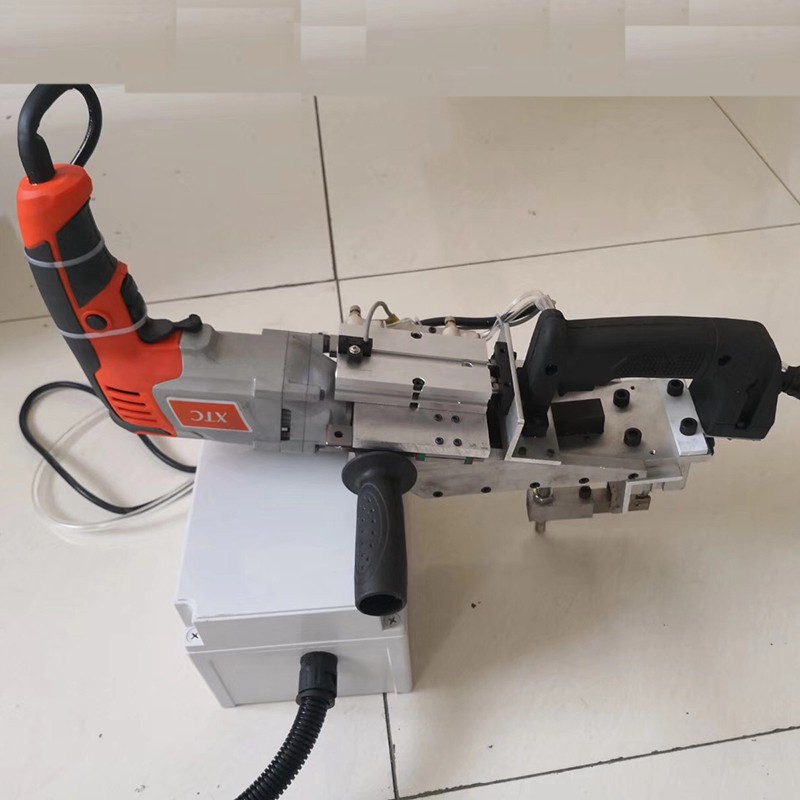 Máy Khoan Chéo Liên Kết Hơi