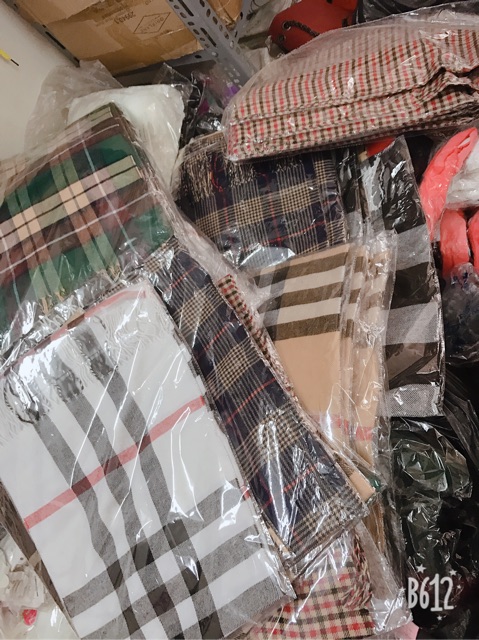 Khăn dạ cho bé trai bé gái_khăng choàng cổ kẻ dạ Hot 2023