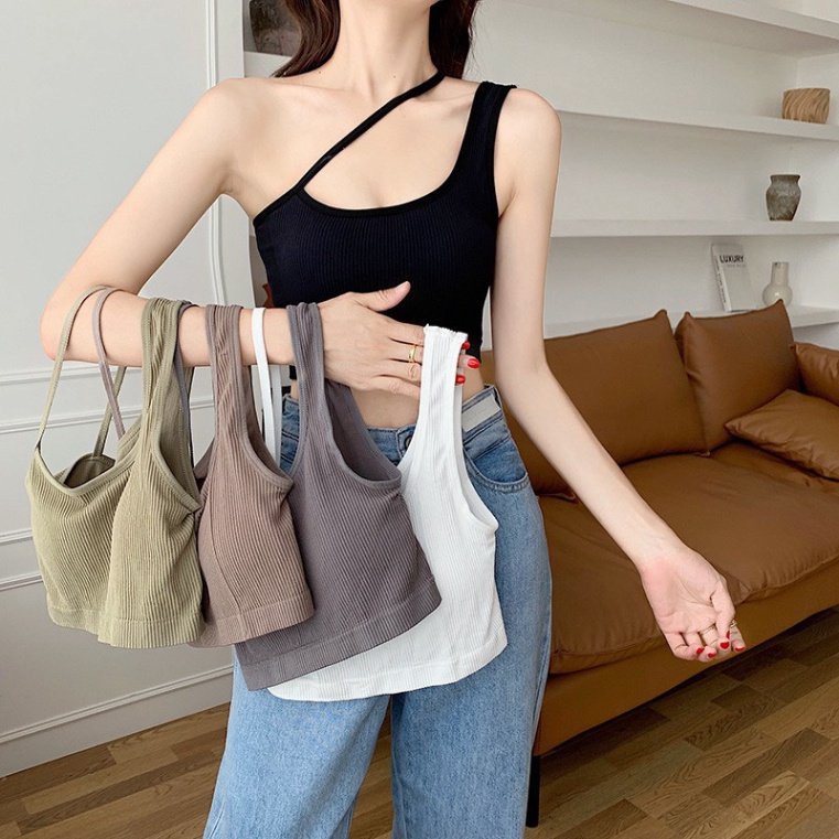 Áo bra gân tăm dây chéo có mút ôm body cá tính điệu đà thấm hút mồ hôi tốt. Áo 2 dây lệch chéo nhiều màu quyến rũ