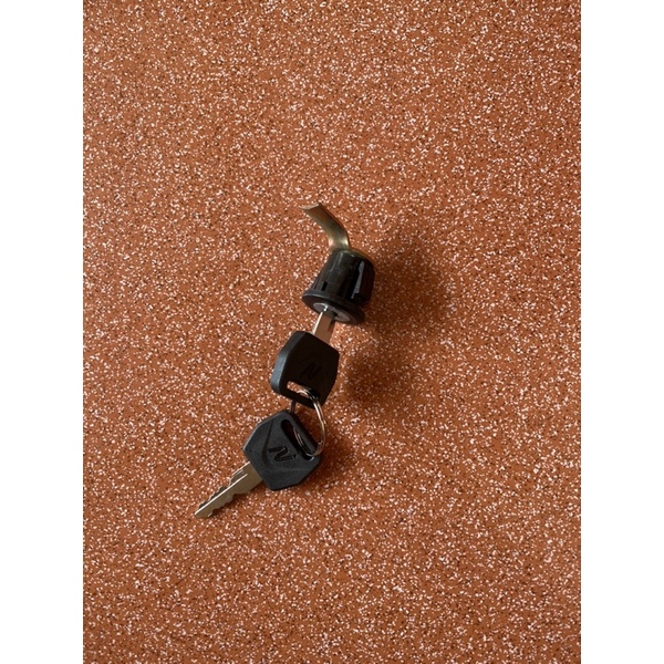 Khoá cốp trước Ninja