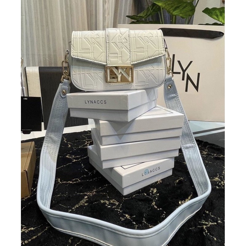 Túi Lyn đeo chéo