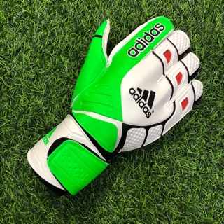 Găng tay thủ môn Adidas