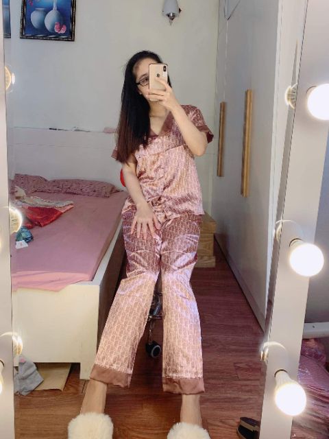 [THANH LÝ ] Bộ Lụa satin Áo Cộc Quần Dài