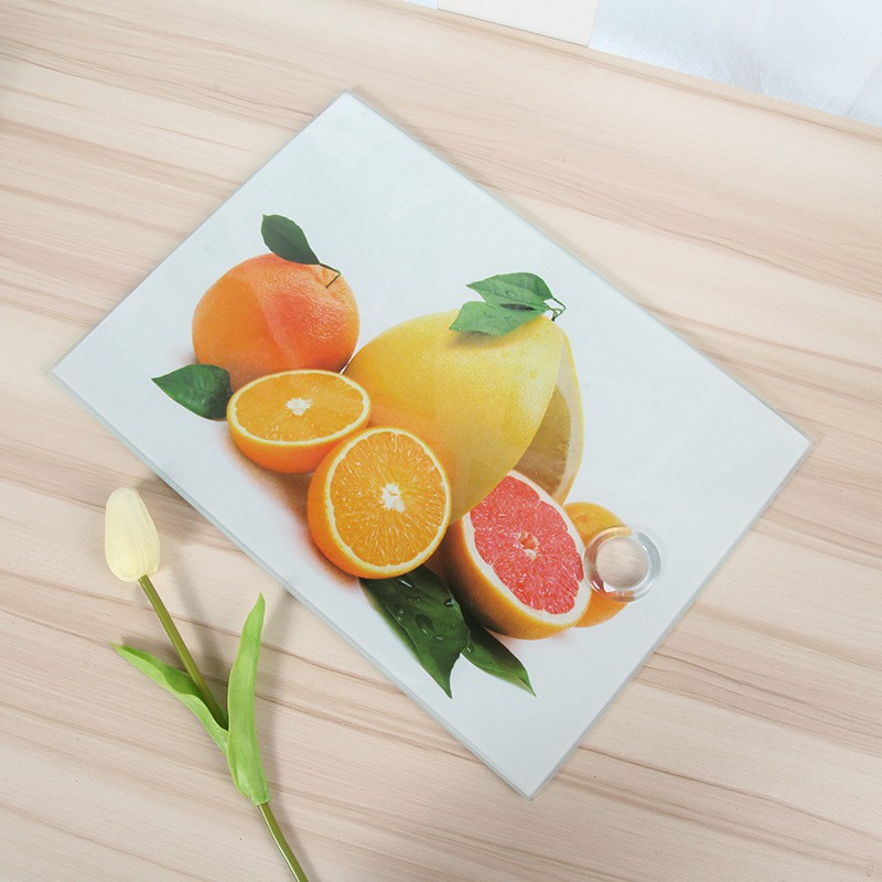 Thớt Kính Cường Lực In Hoạ Tiết 3D THE UNIVERSAL An Toàn, Bền, Đẹp kích thước 25*35cm | BigBuy360 - bigbuy360.vn