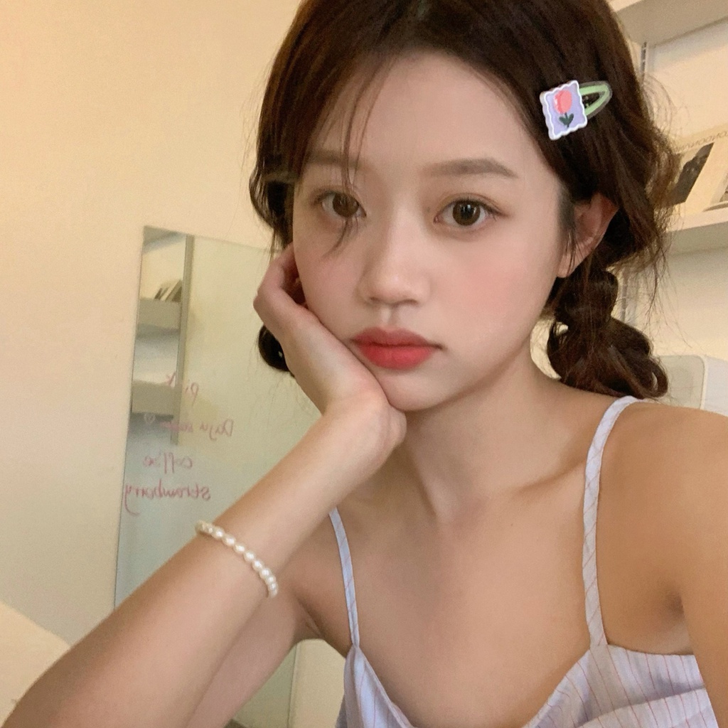 Kẹp Tóc BB Nhiều Màu Sắc Họa Tiết Trái Dâu Dễ Thương Xinh Xắn Cho Nữ