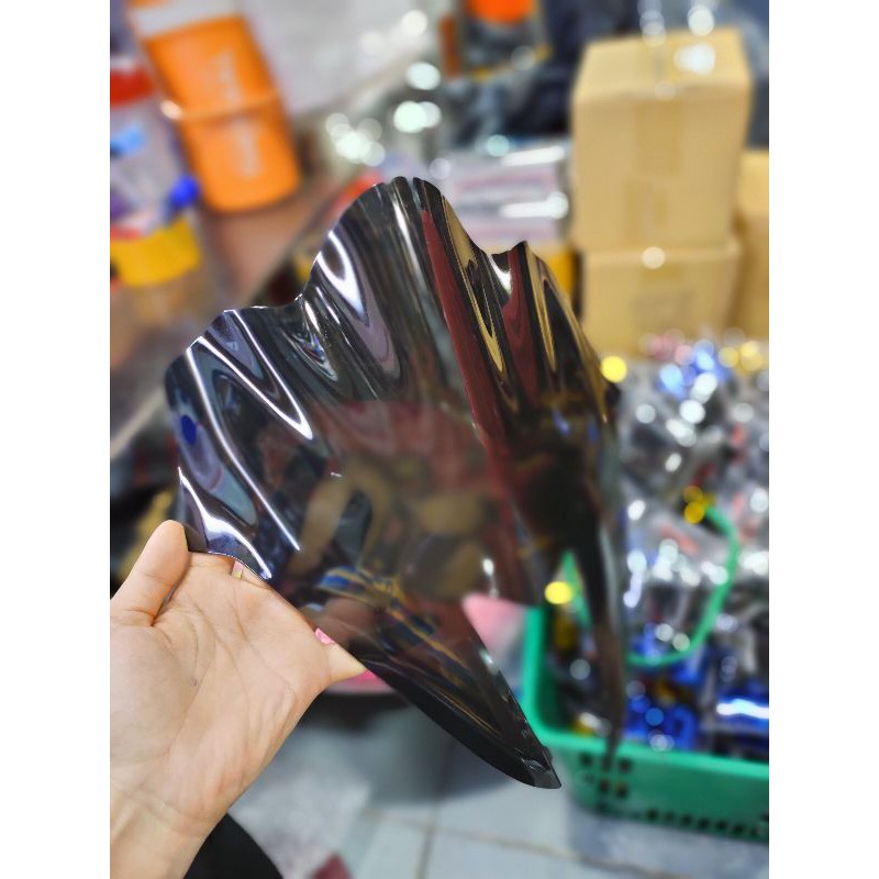 mão chắn gió raider