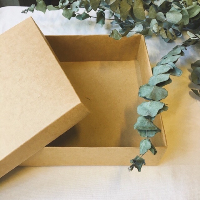 [Mã SKAMLTSM9 giảm 10% đơn 99K] Hộp quà tặng đựng giày giấy kraft nâu cứng size 28x26x11 gocnha Góc Nhà