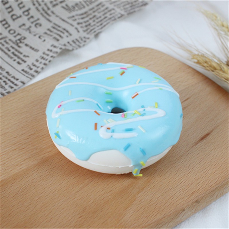Đồ Chơi Xốp Squishy Giảm Stress Hình Bánh Donut Dễ Thương Cho Bé
