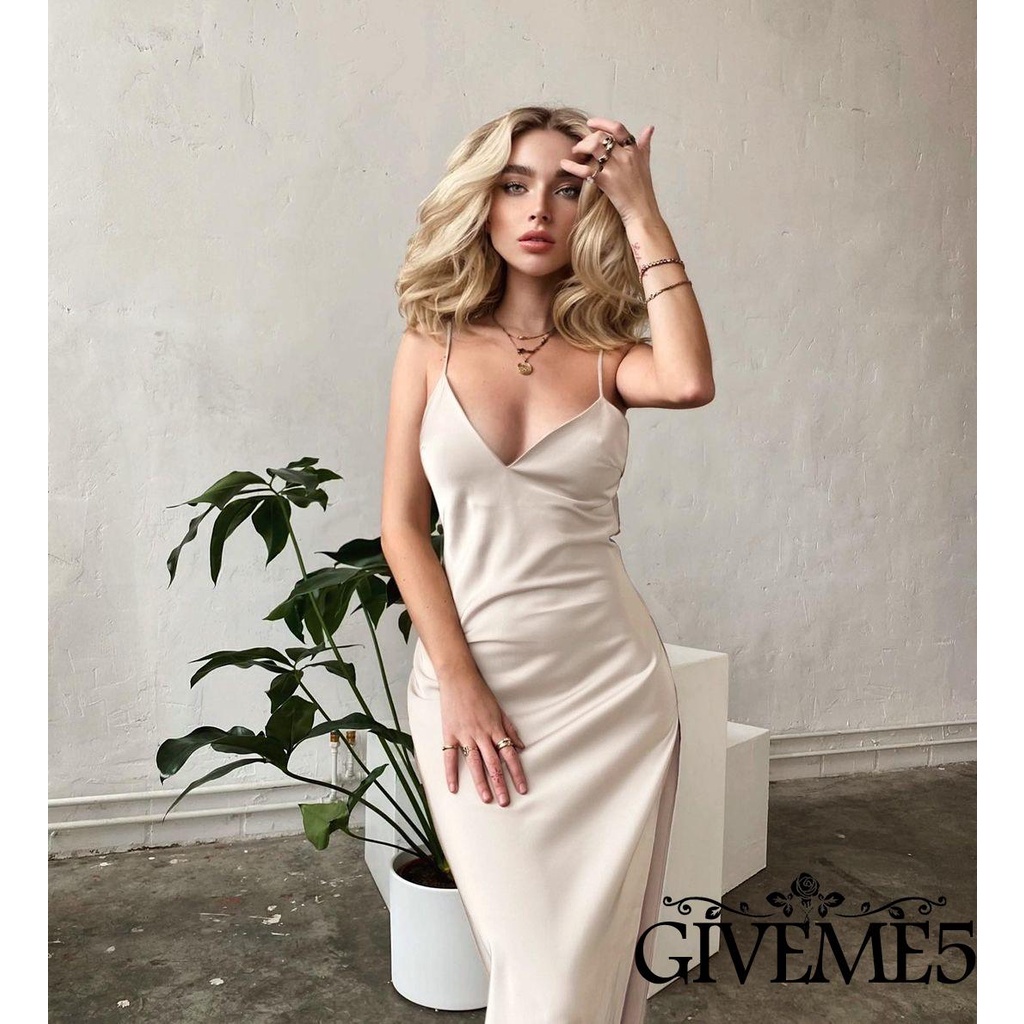 Đầm nữ hay dây cổ chữ V hở lưng quyến rũ