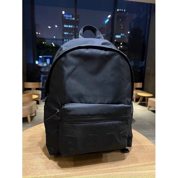 Balo hugo hàng tuồn