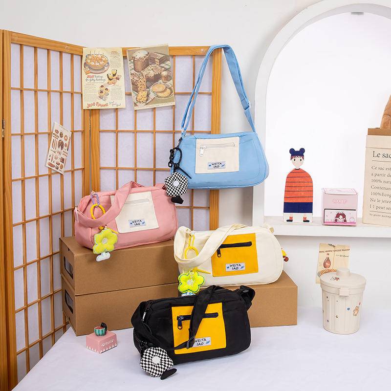 Túi Đeo Vai / Túi Đeo Chéo / Túi Đeo Vai Thông Dụng - Quà Giáng Sinh / Quà Tặng Giáng Sinh Cho Bạn Gái