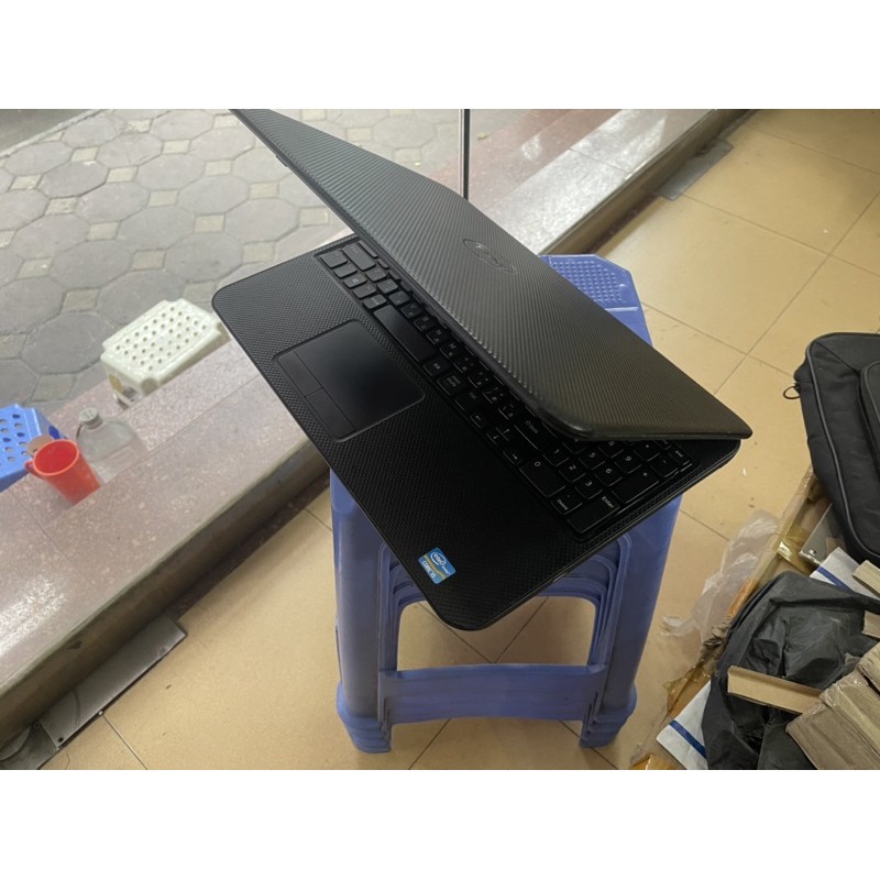 Laptop dell 3521