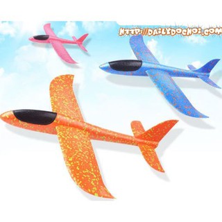 Máy bay xốp cho bé màu xanh hồng. Máy bay tiêm kích phi tay