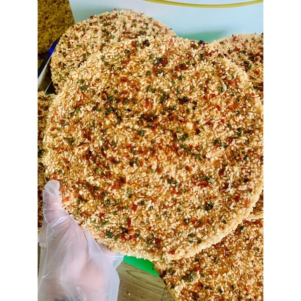 Cơm cháy đấy nồi sấy mắm hành thêm vị cay siêu ngon