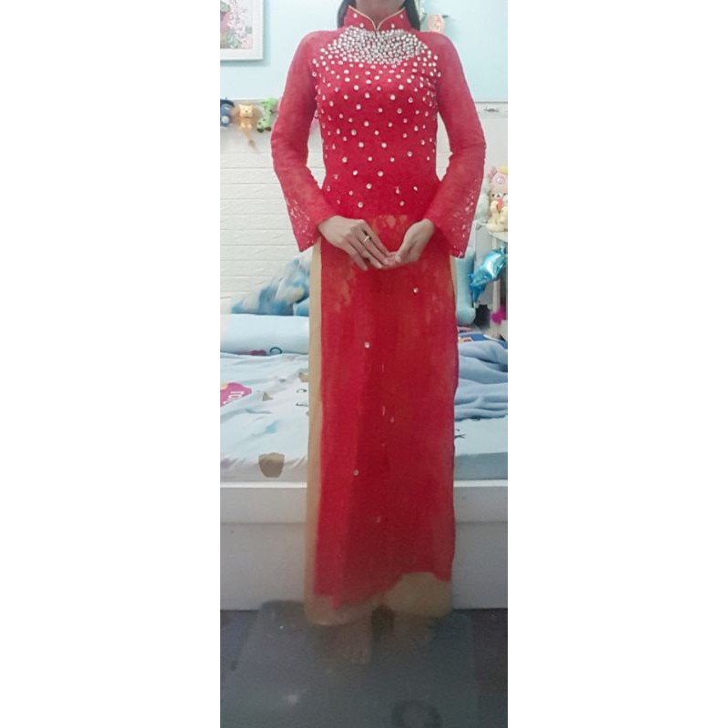 Thanh lý  áo dài ren đẹp. kèm quần vàng  Eo&lt; 70cm. eo &lt;76