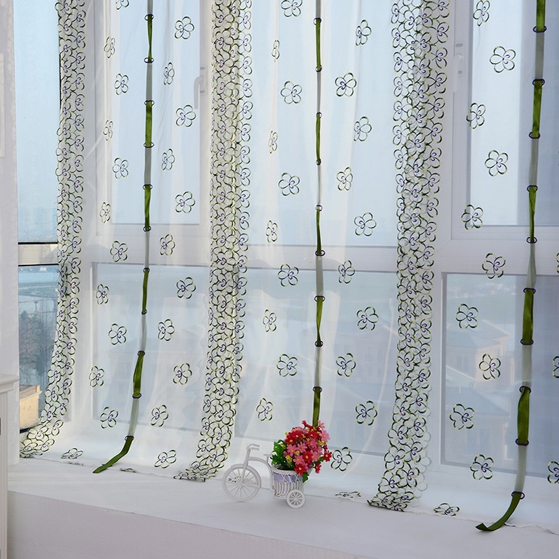 Rèm Cửa Thêu Họa Tiết Đơn Giản Hiện Đại
