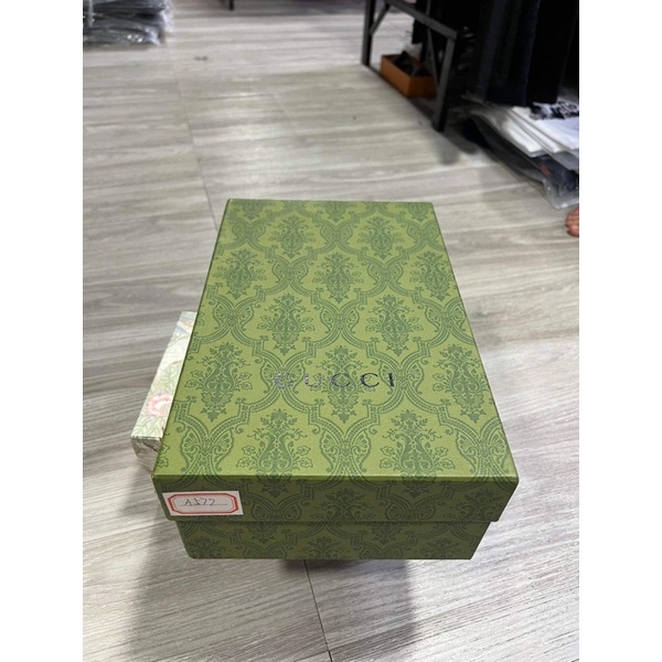 Hộp đựng giầy GC xanh nắp đậy carton sịn