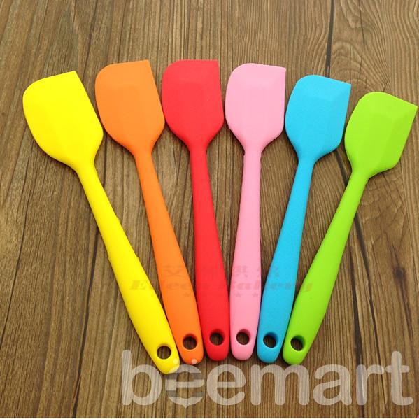 Spatula màu sắc 28cm