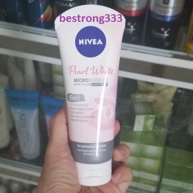 Sữa rửa mặt NIVEA Pearl White Đất Sét giúp trắng da ngọc trai 100g