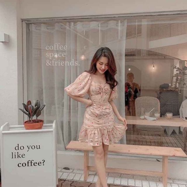 đầm hoa đuôi cá nhún ngực
