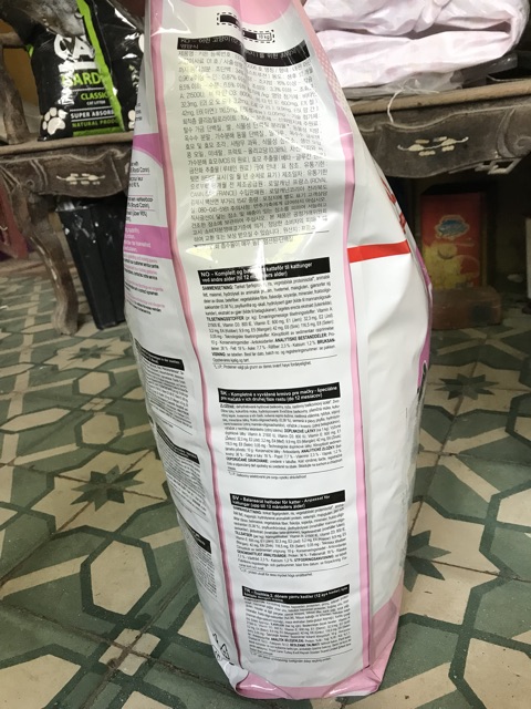 Thức ăn khô cho mèo Royal Canin Kitten 36 & Fit 32 gói 1 kg