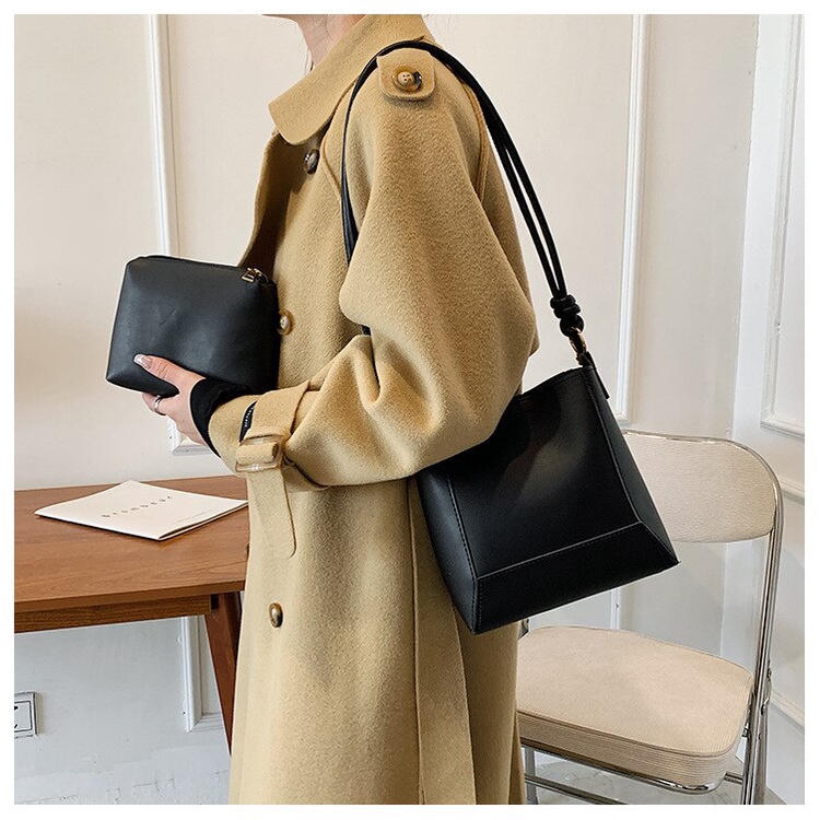 Túi đeo chéo vai boston JASMIN NOIR bằng da PU đơn giản retro cho nữ