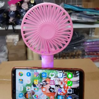 Quạt mini cầm tay tích điện