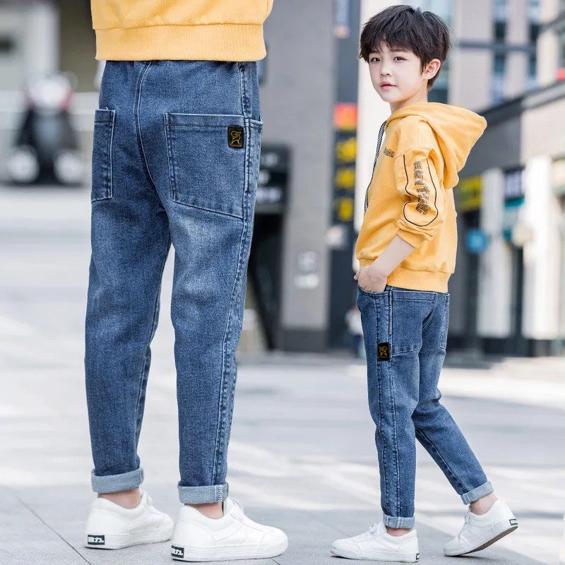 Quần jeans bé trai Logo GANANA có sẵn, max 55kg. Hot 2022