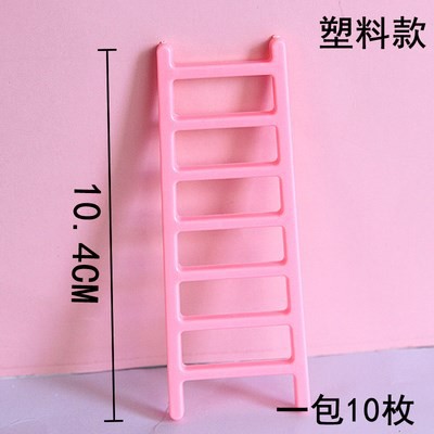 Cầu thang nhựa hồng