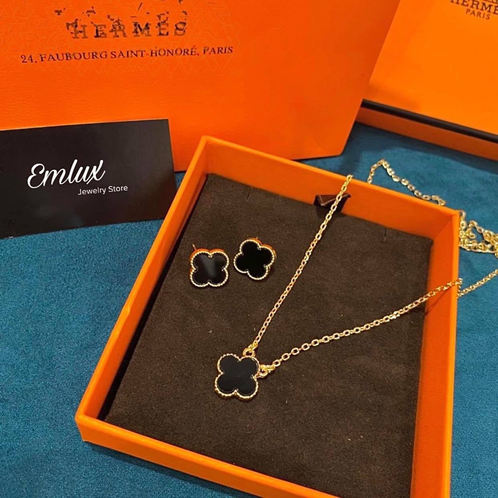 Set 2 món Khuyên tai nữ Dây chuyền titan nữ cỏ bốn lá Van Cleef &amp; Arpels cao cấp Emlux Jewelry Store