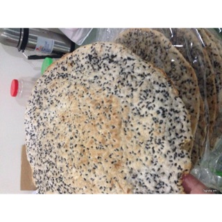 50 cái bánh đa vừng nướng sẵn giòn thơm