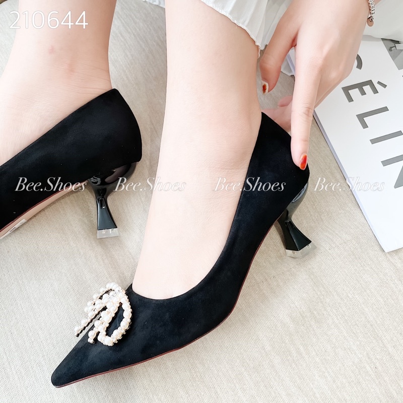 BEESHOES- GIÀY CAO GÓT BEESHOES KHUY NƠ NGỌC SIÊU XINH GÓT 5 PHÂN DỄ ĐI SẴN MÀU ĐEN 210644