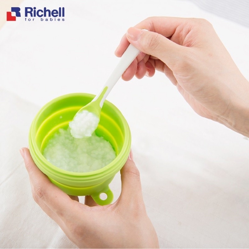 Chén ăn dặm gấp gọn kèm muỗng Richell