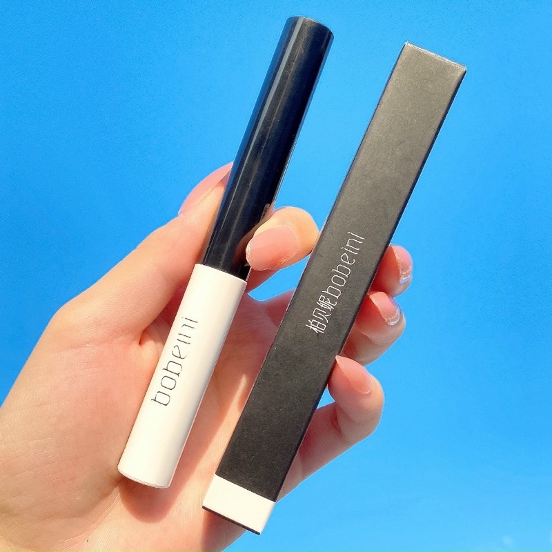 Chuốt Masacara Bobeini  sợi mảnh chuốt cong mi, sợi dài mảnh thích hợp make up tone baby tự nhiên.