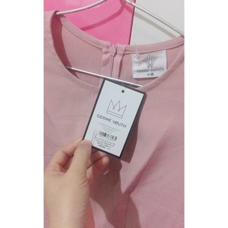 Váy xoè tay bồng germe