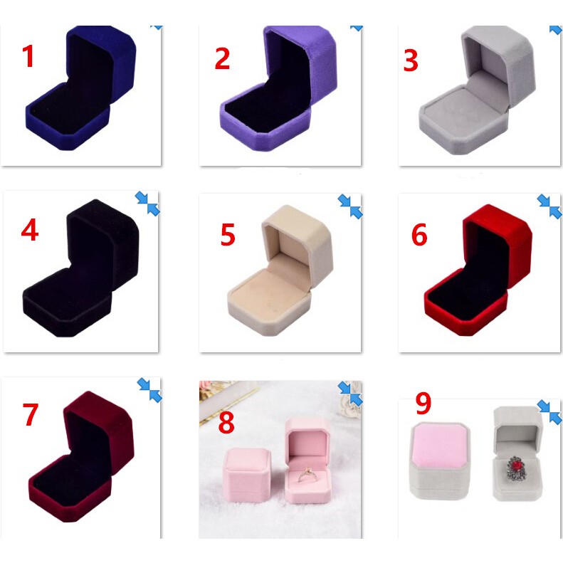 Hộp Đựng Trang Sức Hình Vuông Bằng Nhung Thời Trang