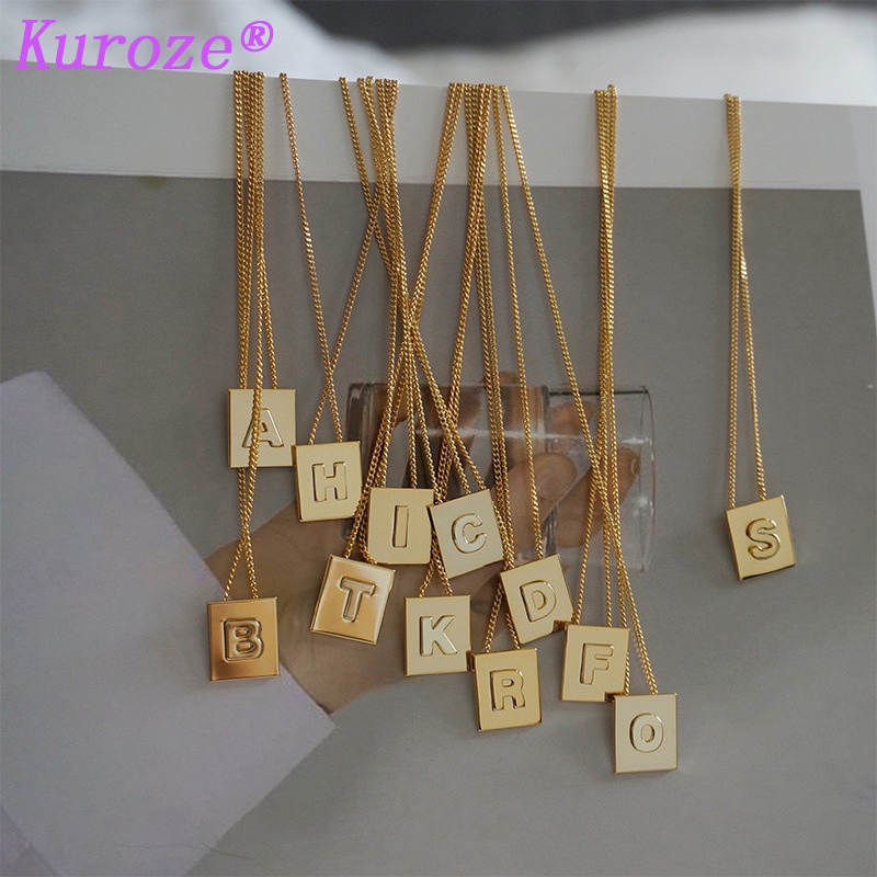 Vòng cổ Mạ Vàng 18K Mặt Vuông Khắc Chữ Phong Cách Lisa