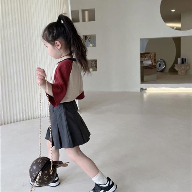 Hàng Mới Về Set Áo Thun Ngắn Tay + Chân Váy Xếp Ly Thời Trang Dành Cho Bé Trai Gái