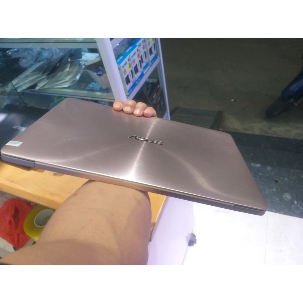 Laptop Asus Zenbook UX330UA ,Core i5 6200U / 8G / SSD 256G /Màn 13,3inh FHD | BigBuy360 - bigbuy360.vn