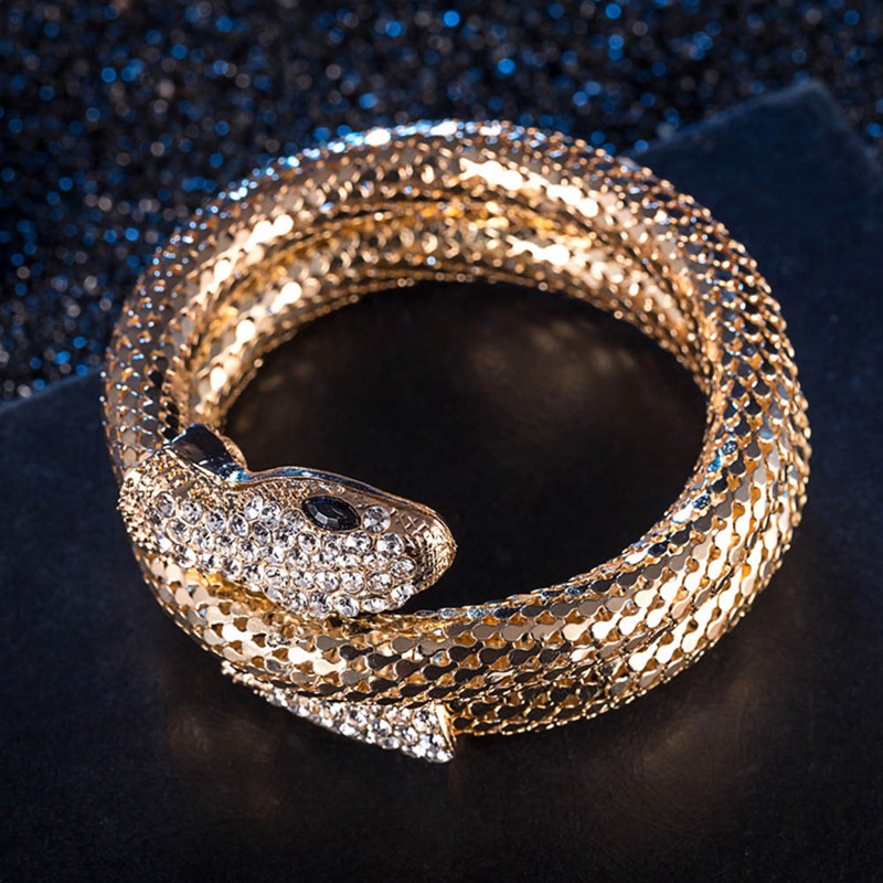 Vòng tay hình rắn chạm khắc đính đá giả phong cách vintage | BigBuy360 - bigbuy360.vn