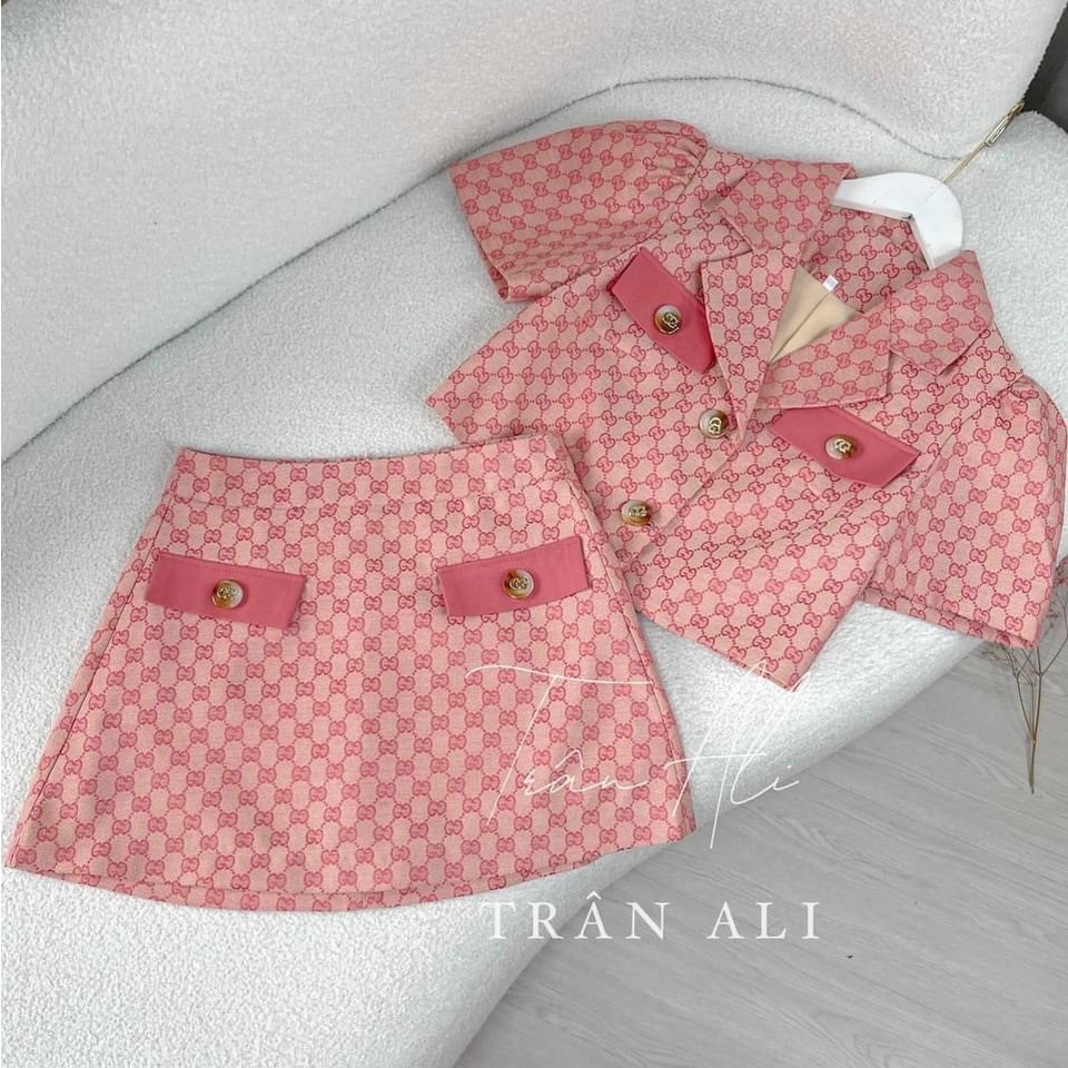 SÉT VEST ÁO CỔ TRỤ CHÂN VÁY (KO KÈM LÓT)