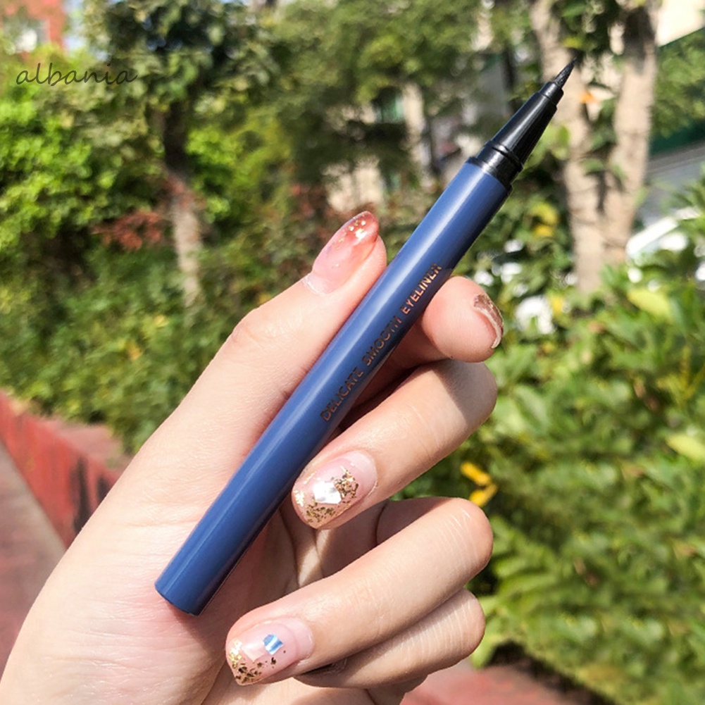 Bút kẻ mắt dạng lỏng chống nước không nhòe tiện dụng | BigBuy360 - bigbuy360.vn