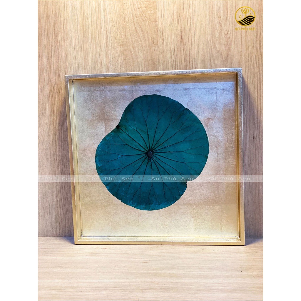 Khay sơn mài lá sen