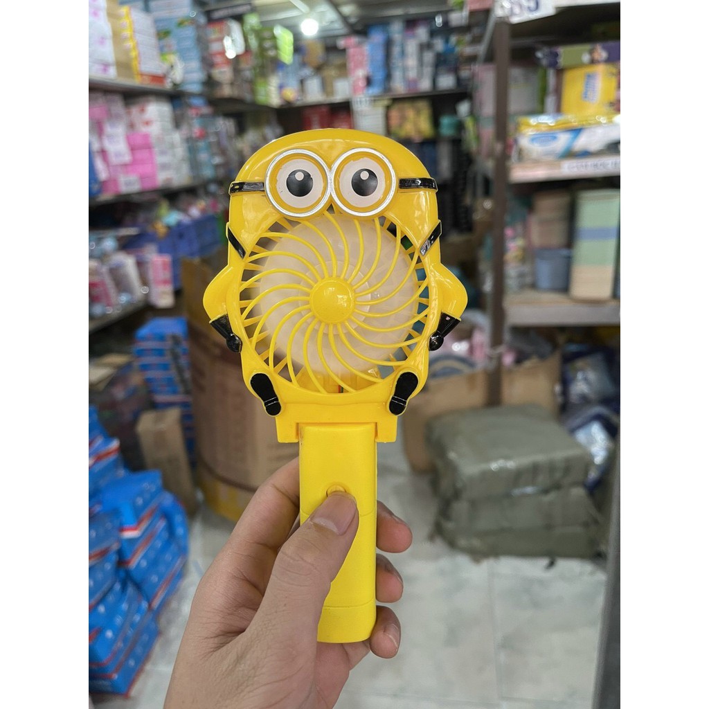 Quạt tích điện mini cầm tay Minion,Doreamon có đèn Led-cute đáng yêu