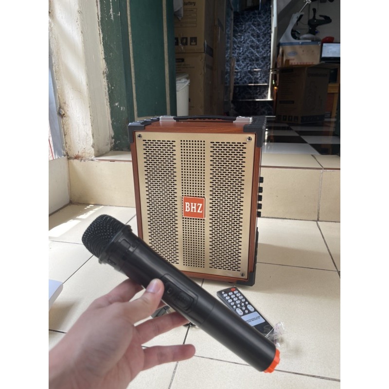 Loa xách tay di động BHZ106 kèm 1 micro cầm tay có bluetooth