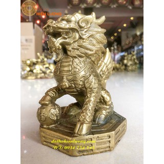 Đôi Kì Lân Ngồi Bệ Bát Quái (1 Đôi)