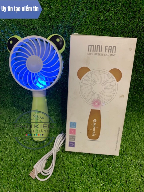 Quạt Mini Folding Fan Cầm Tay Cute