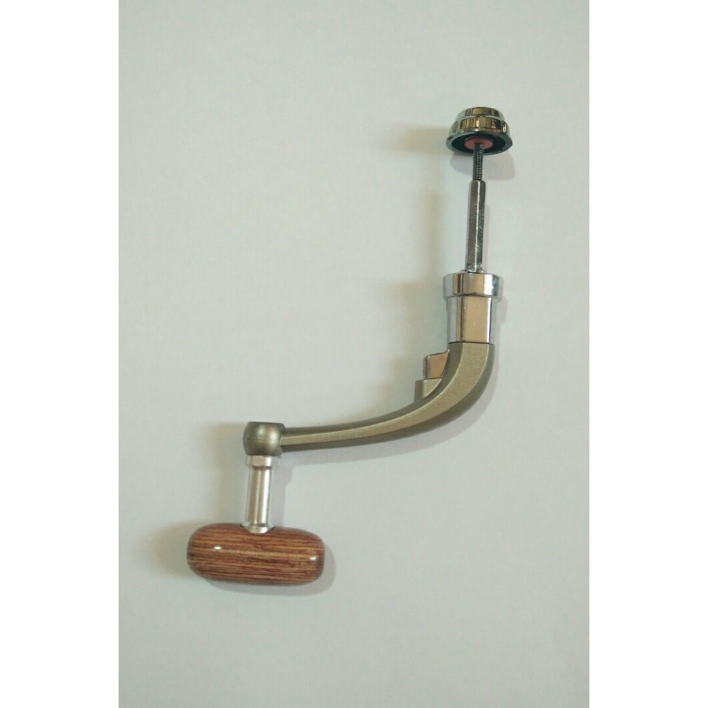 Máy câu cá Yumoshi LC ,penn Full kim loại đủ size từ 3000 đến 7000 nhé khách