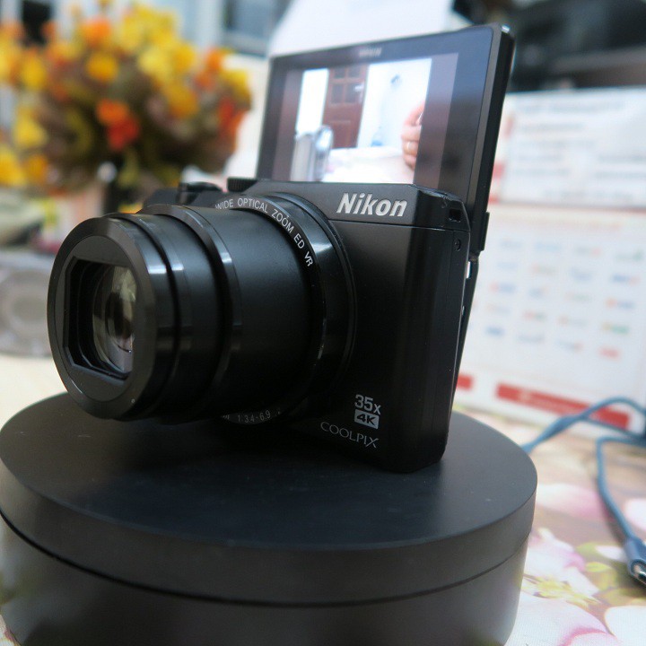 Máy ảnh Nikon Coolpix A900 quay video 4k có wifi